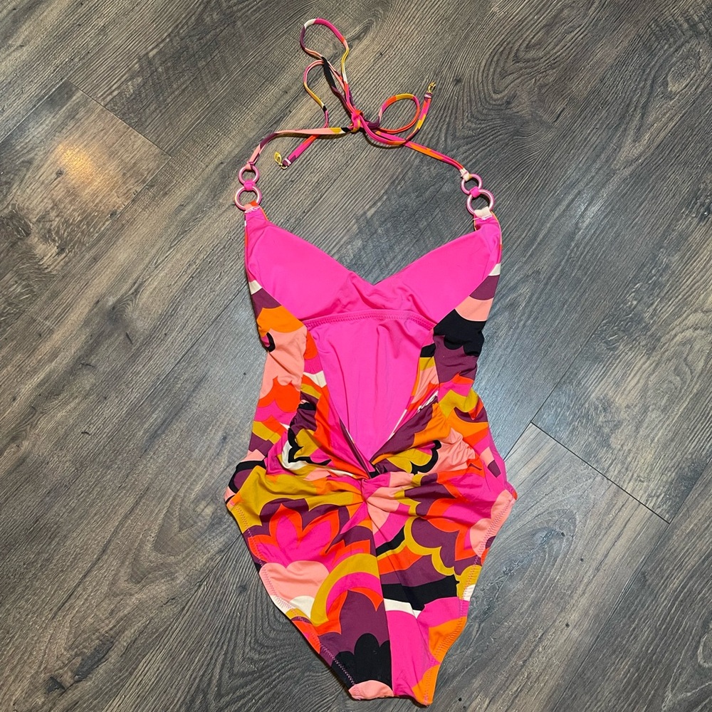 Trina Turk Fan Faire 1 Piece Swimsuit - Picture 3 of 6